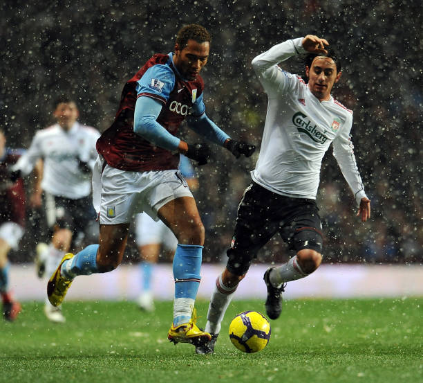 线球员的持 线球员的持