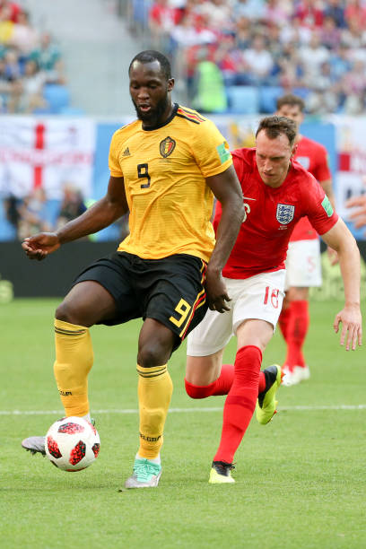 对他个人成 对他个人成